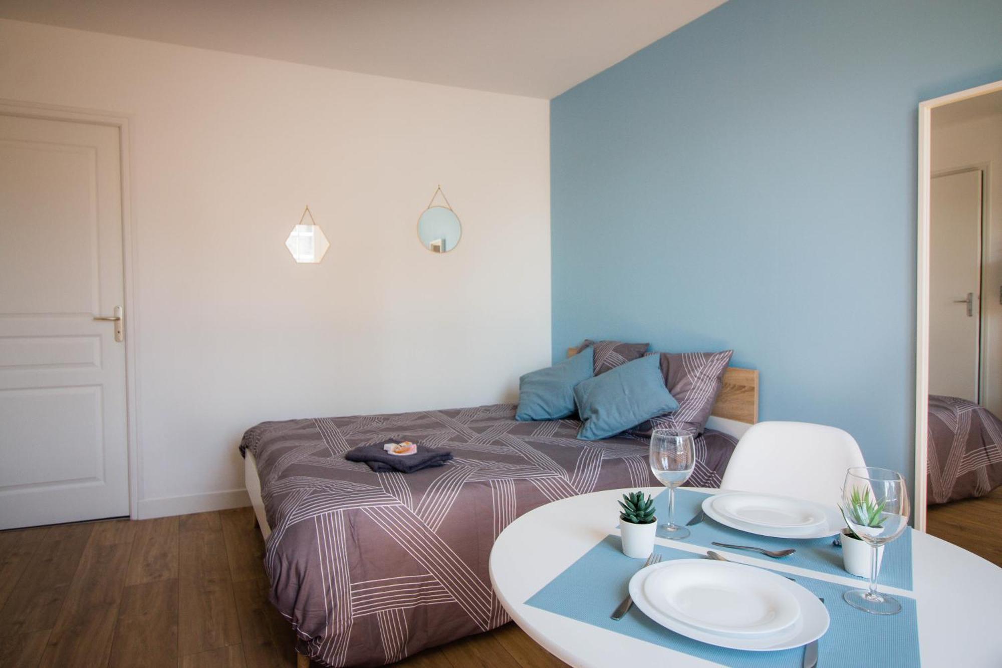 Home2Stay Valognes Exteriér fotografie